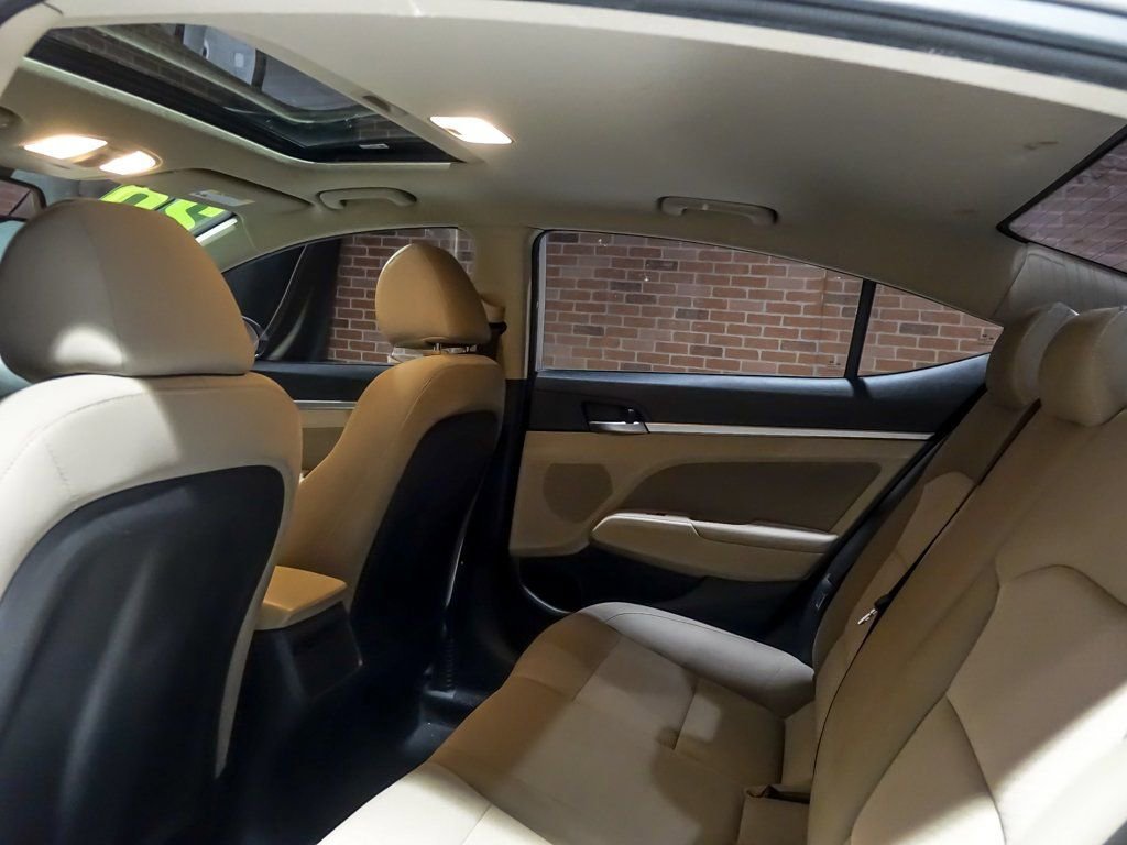 2020 HYUNDAI ELANTRA - Image 16