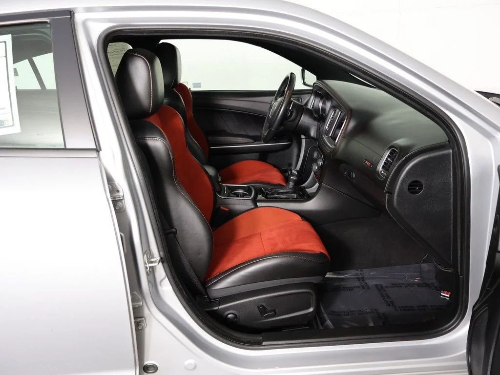 Used 2023 Silver Dodge R/T Scat Pack Widebody image 28