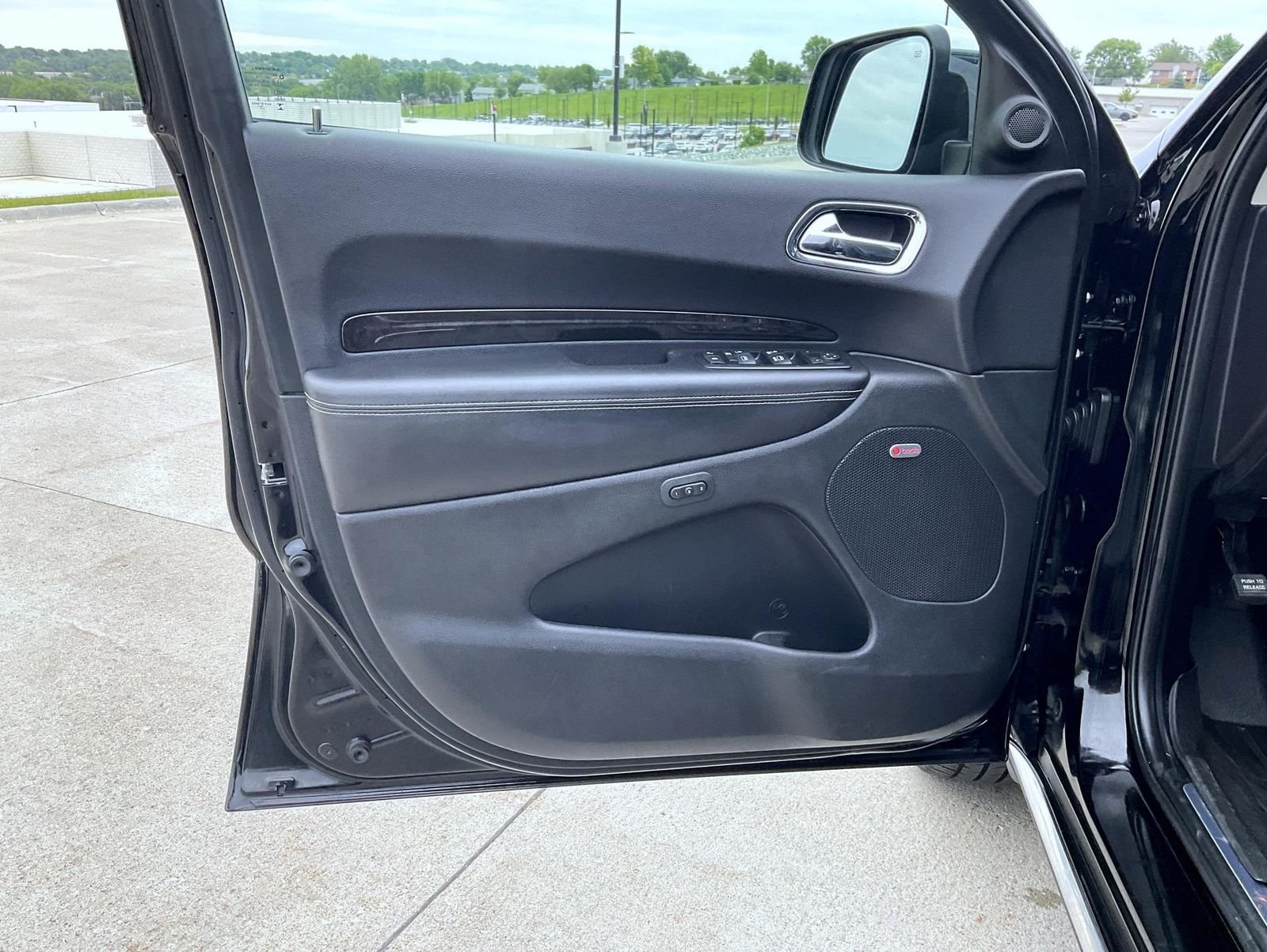 Used 2017 Black Dodge Citadel image 10