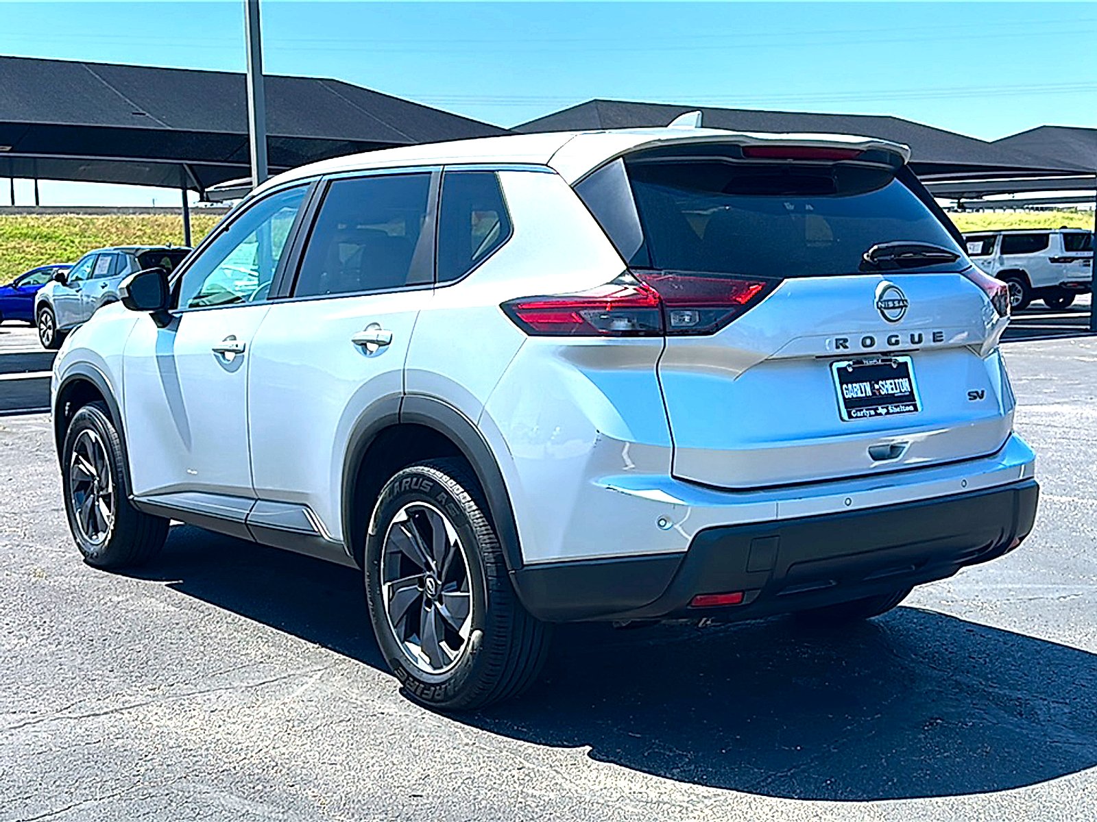 Used 2024 Brilliant Silver Metallic Nissan SV FWD image 6
