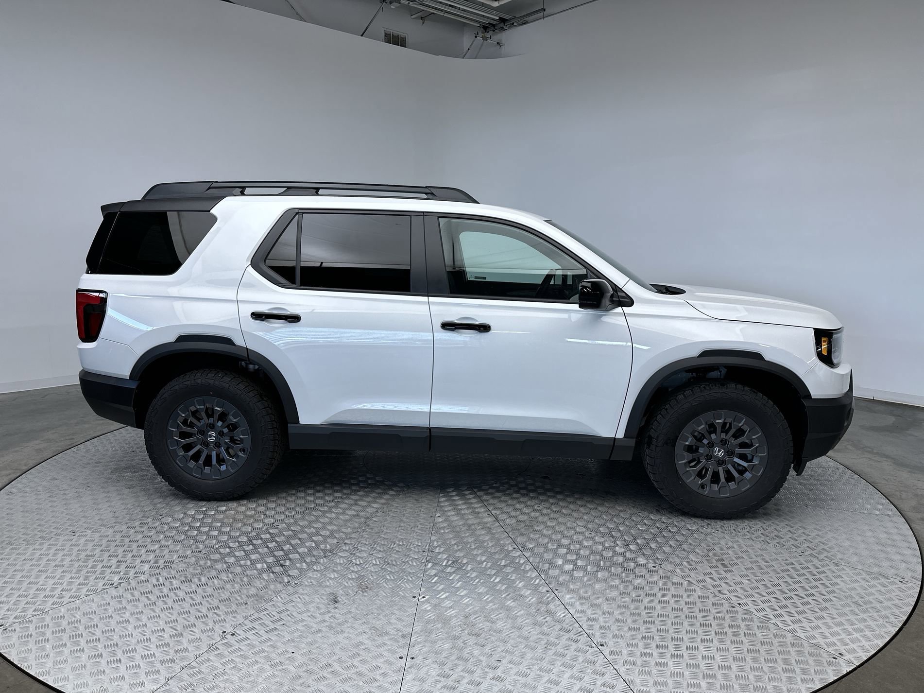 New 2026 Platinum White Pearl Honda TrailSport image 10