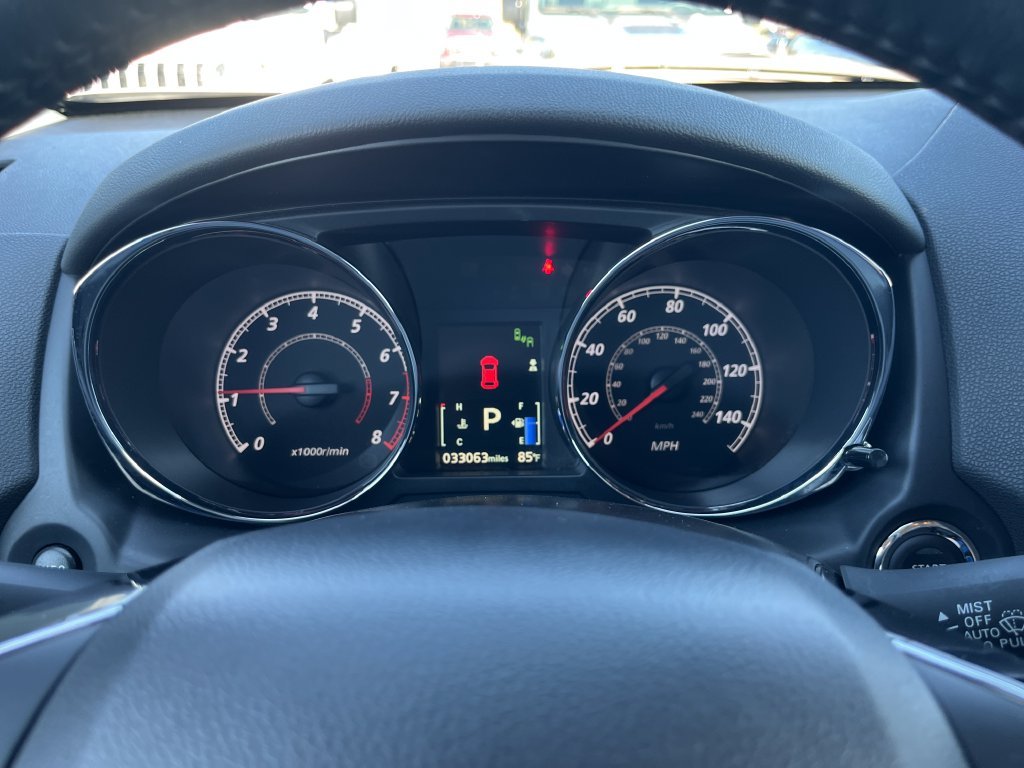 Used 2025 Silver Mitsubishi  image 15