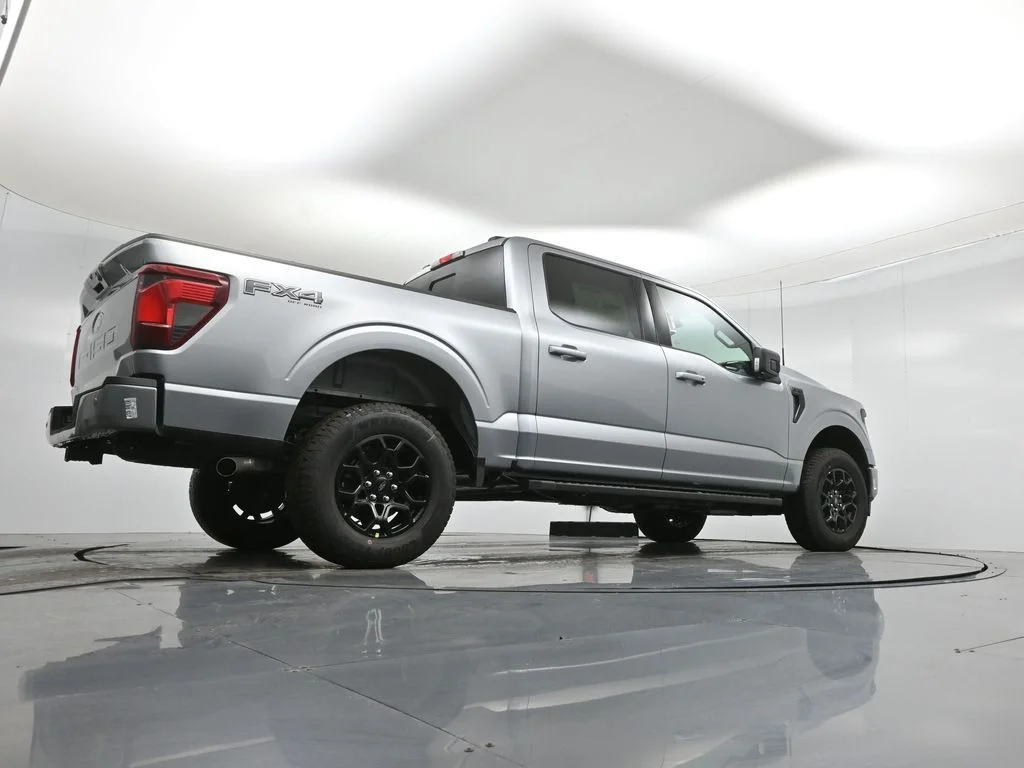 New 2026 Iconic Silver Metallic Ford XLT image 45