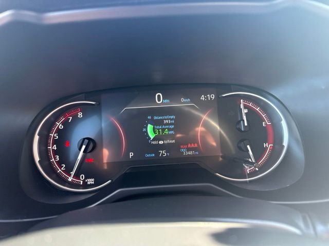 Used 2025 Ice Toyota LE image 20