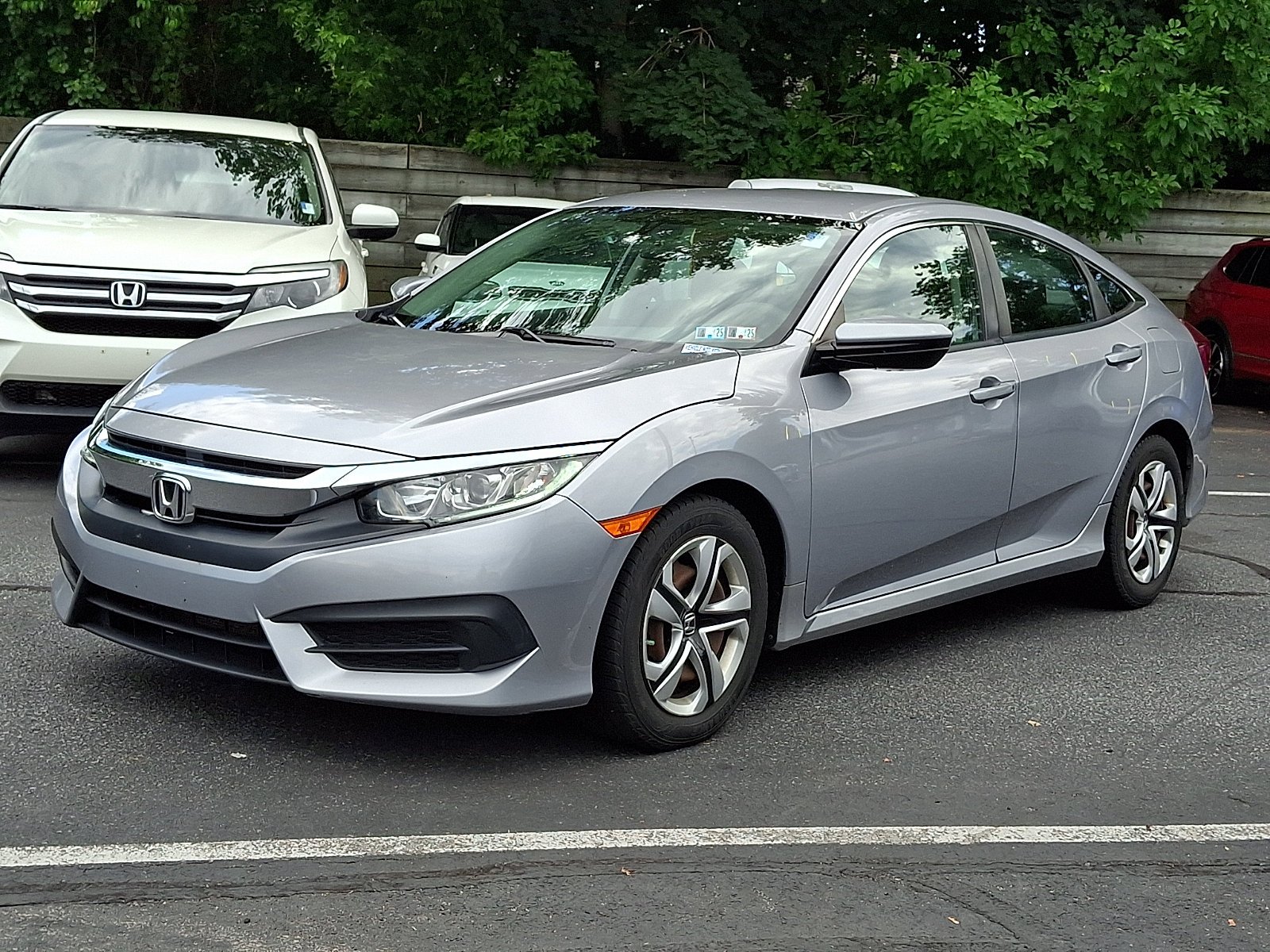 Certified Used 2016 Lunar Silver Metallic Honda LX image 2