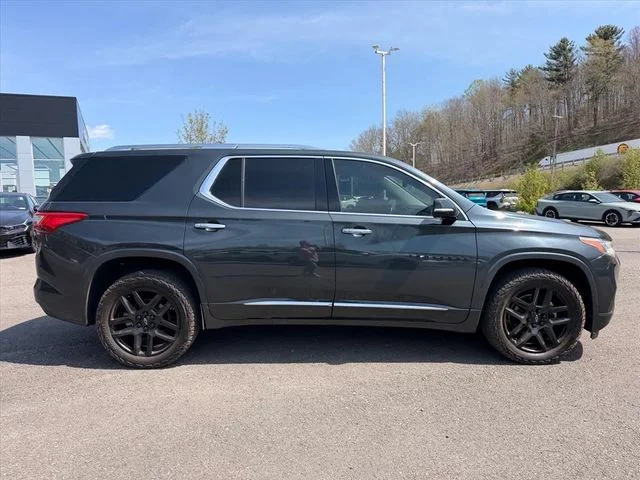 Used 2020 Gray Chevrolet Premier image 11
