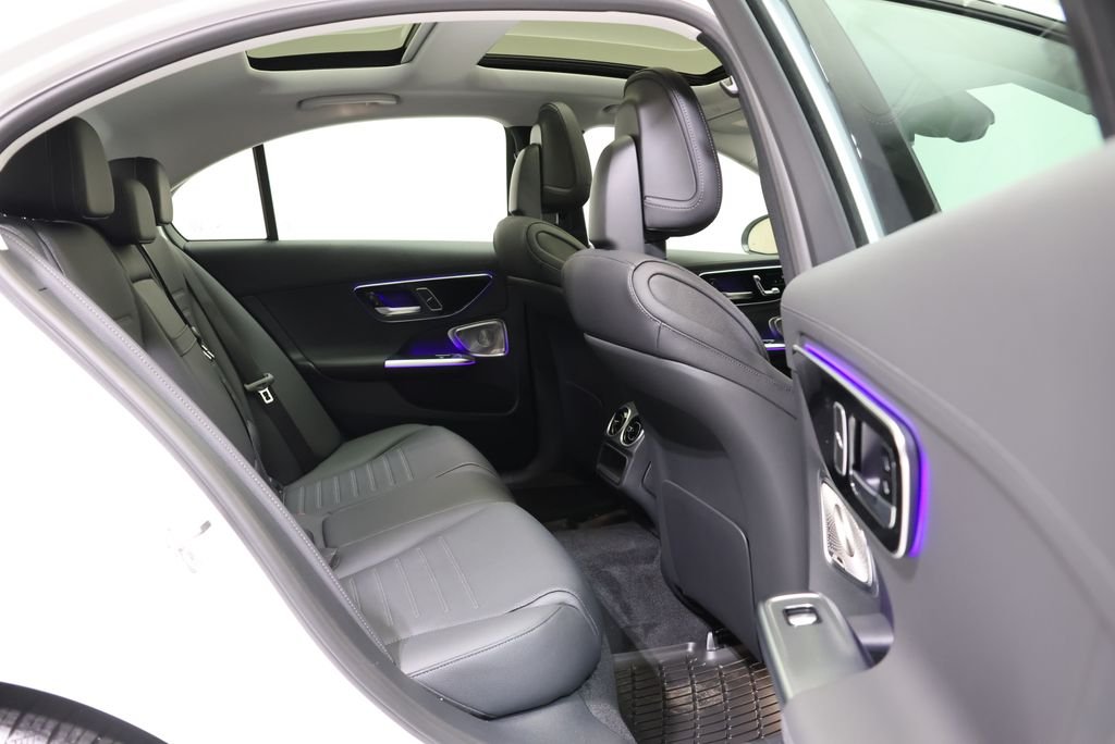 New 2026 MANUFAKTUR Moonlight White Metallic Mercedes-Benz C 300 image 53