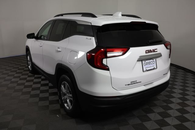 Used 2023 White GMC SLE image 6