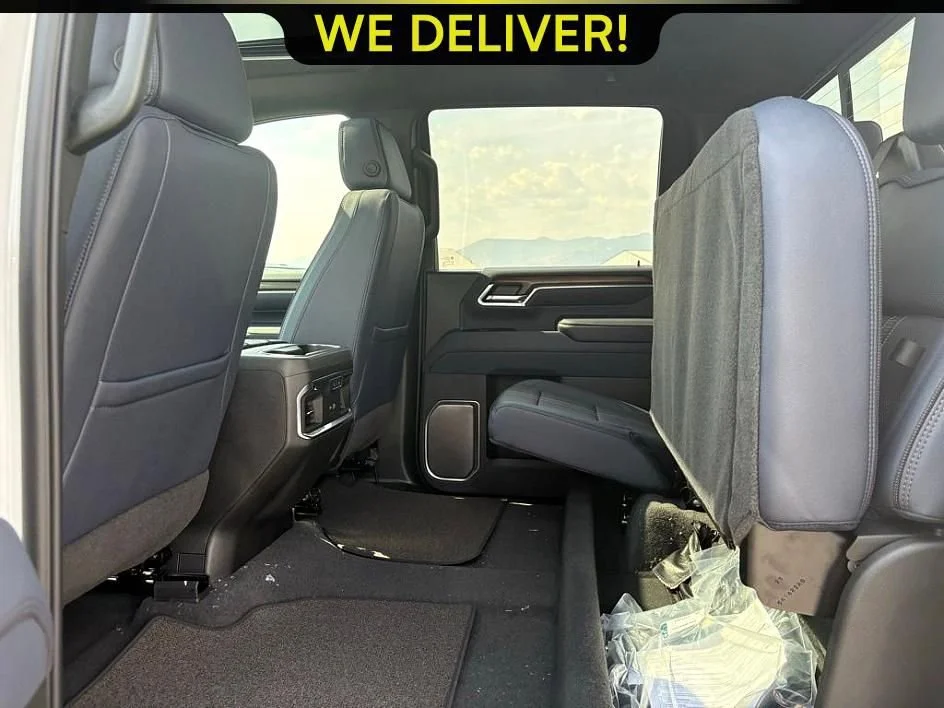 New 2025 Summit White Chevrolet High Country image 15