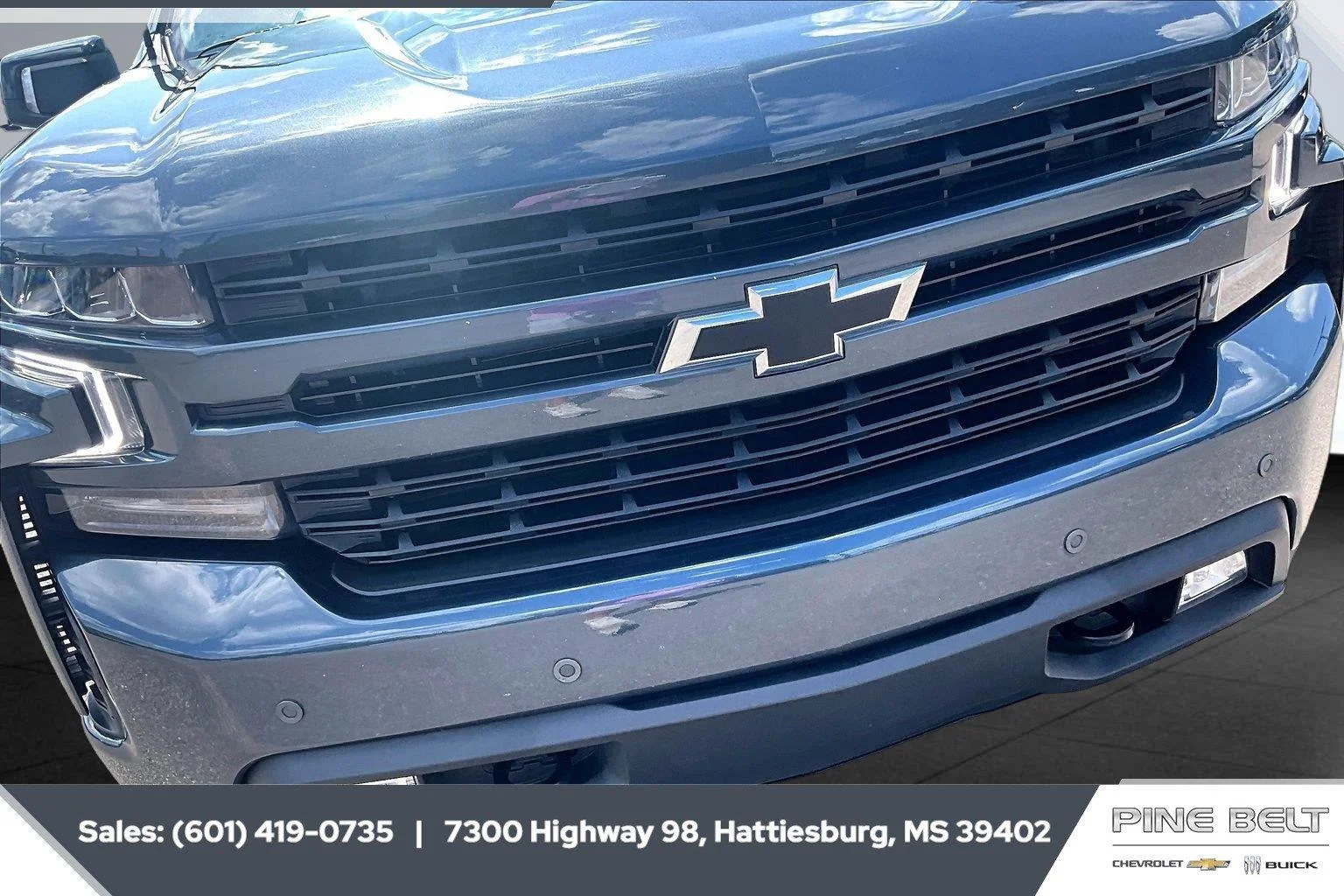 Used 2022 Shadow Gray Metallic Chevrolet RST image 22