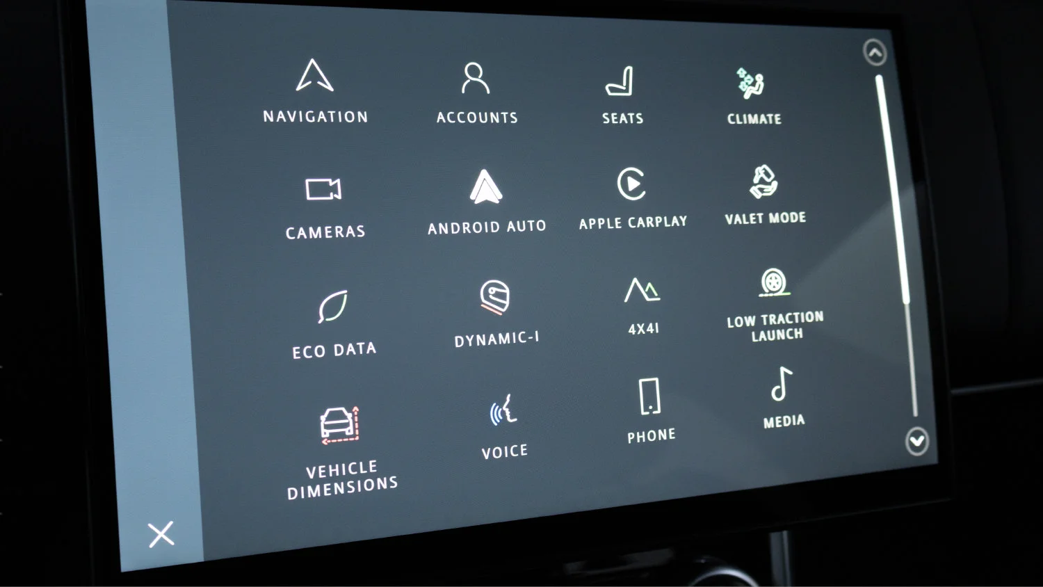 Used 2023 Blue Land Rover P530 SE image 17