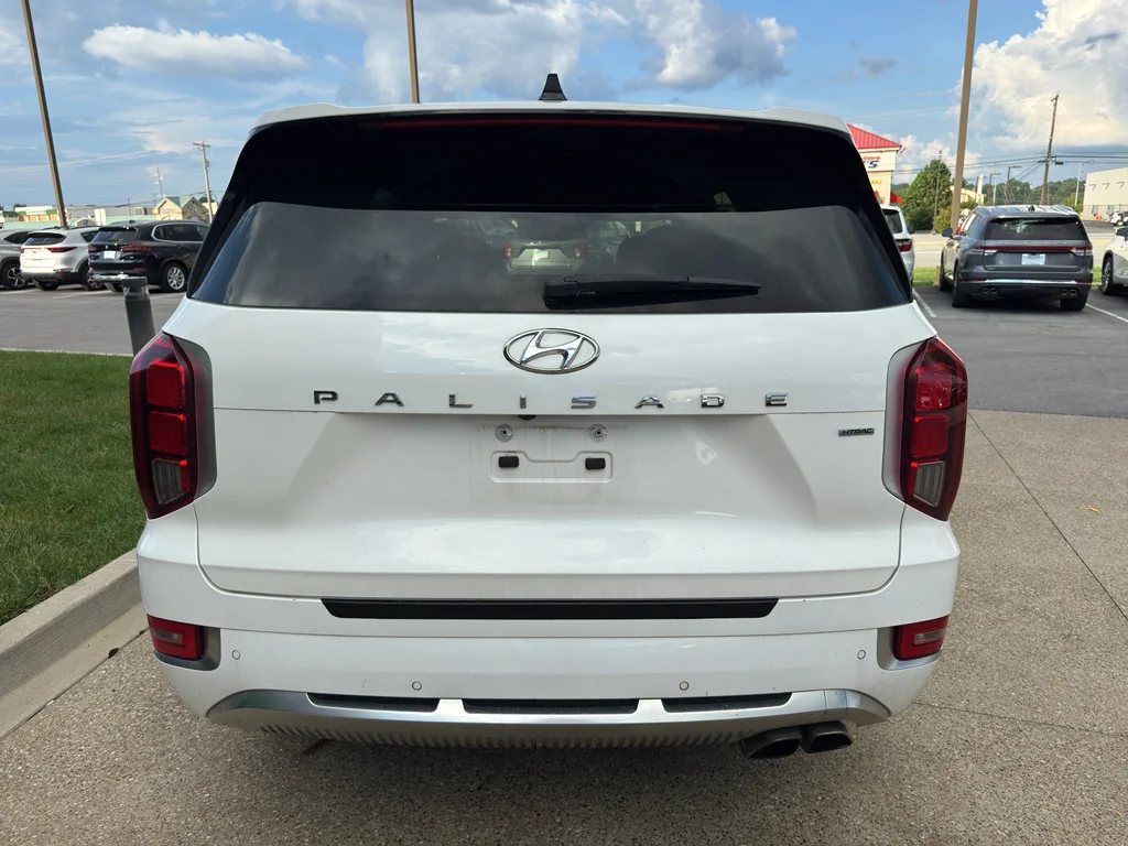 Used 2021 Hyper White Hyundai Calligraphy image 6