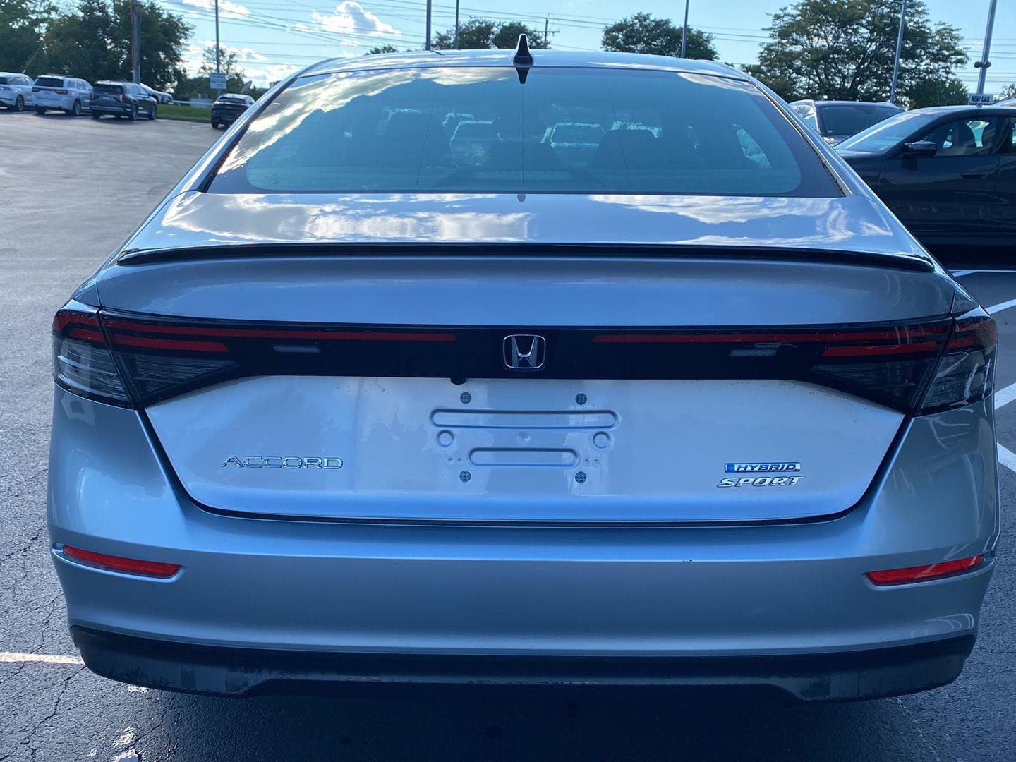 Used 2023 Lunar Silver Metallic Honda Sport image 3