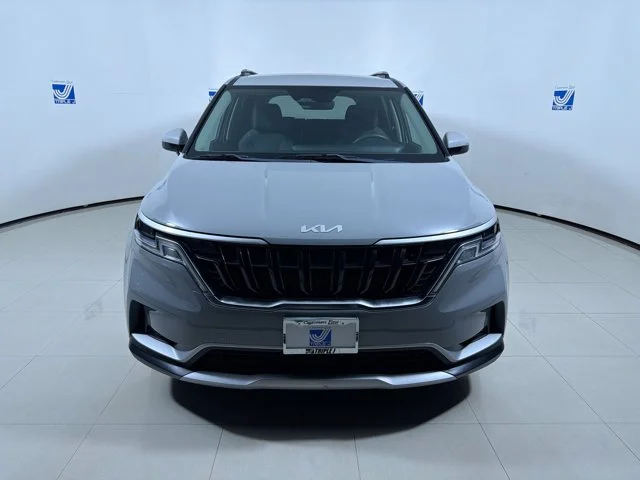 Used 2022 CERAMIC SILVER Kia LX image 16