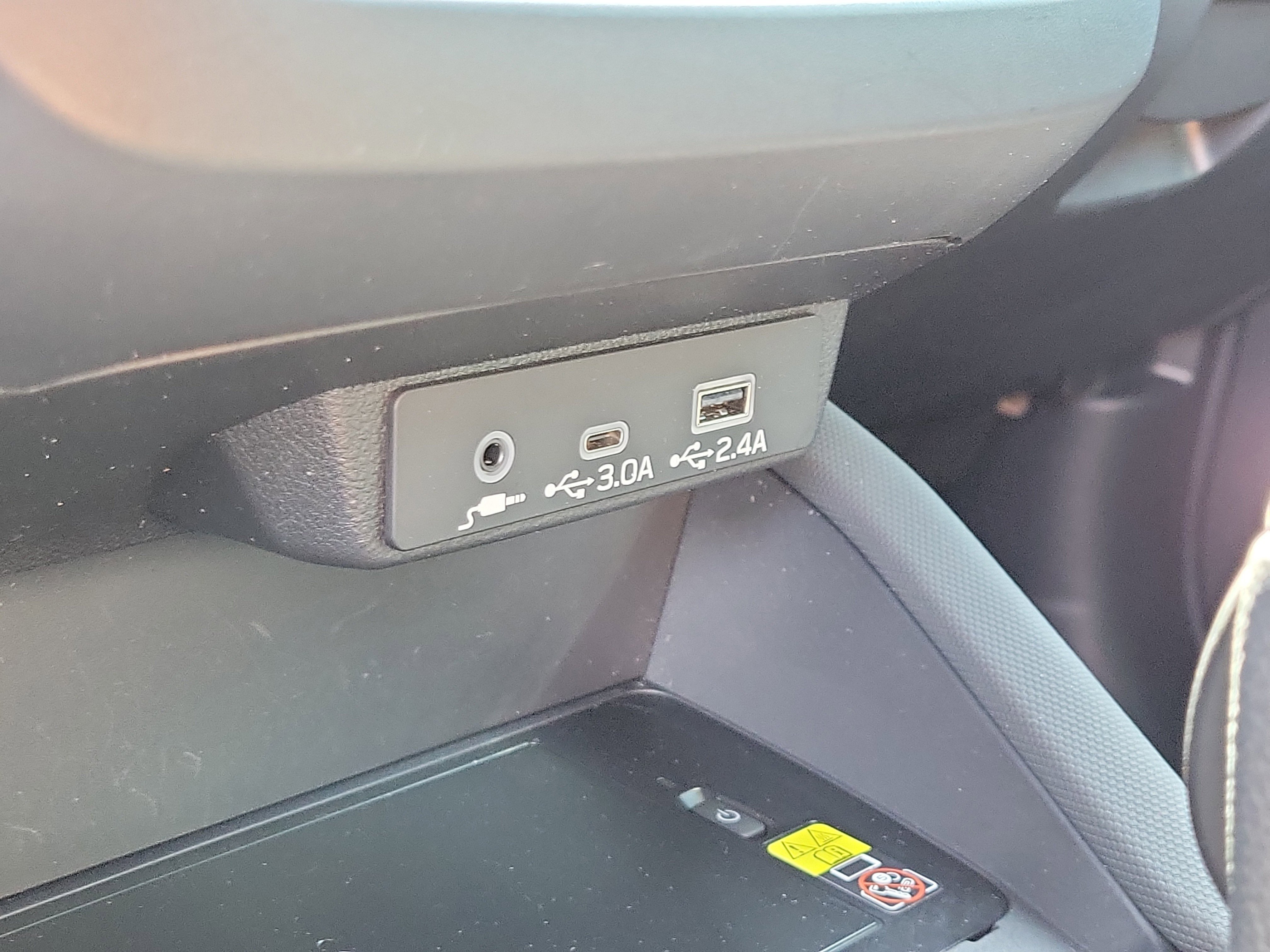 Used 2025 Crystal Black Silica Subaru Touring image 26