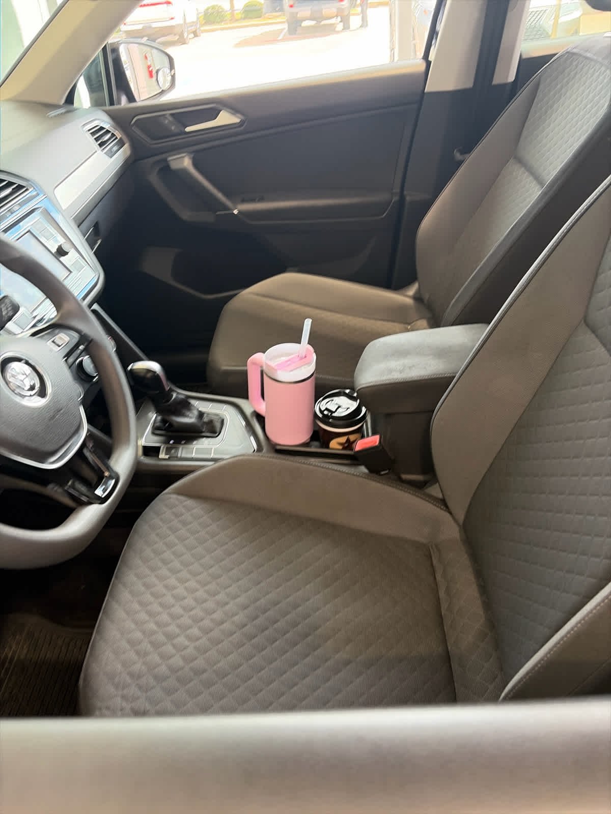 Used 2018 Deep Black Pearl Metallic Volkswagen S image 7