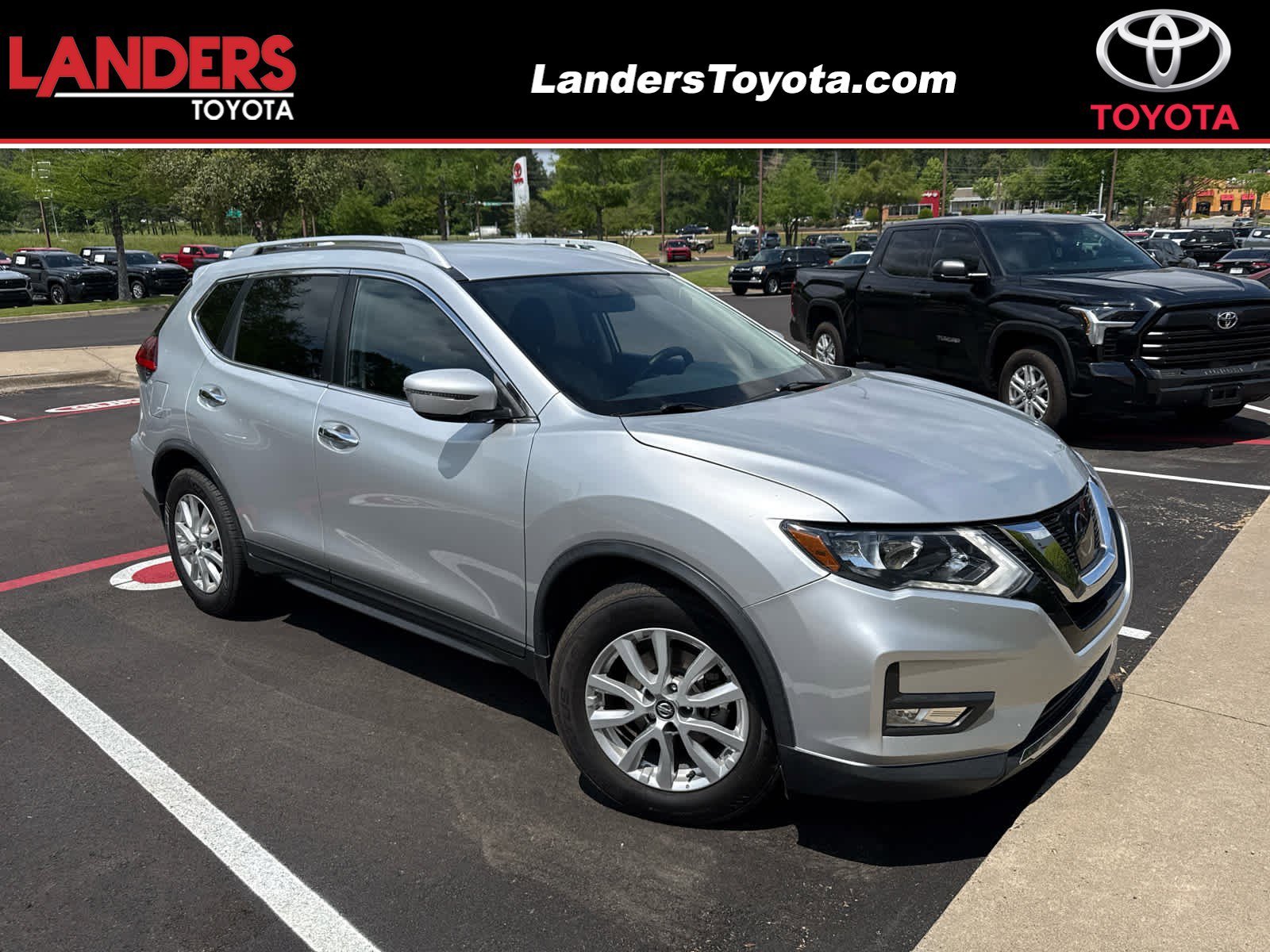 2017 Nissan Rogue SV