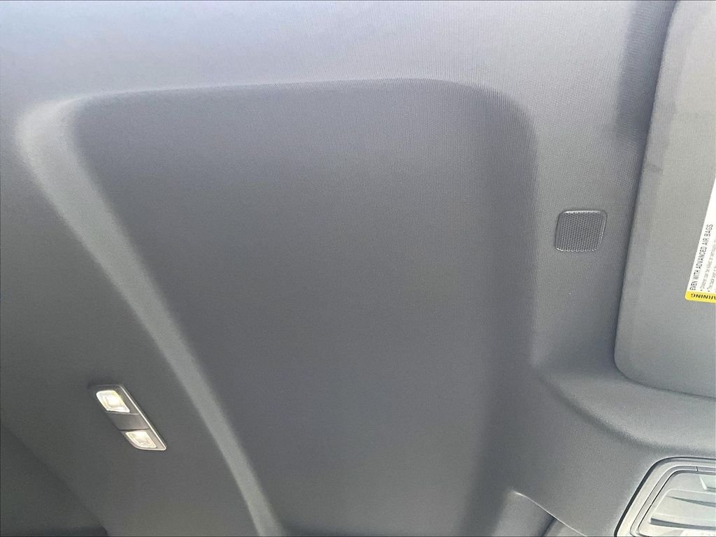 Used 2023 Summit White Chevrolet LT image 22