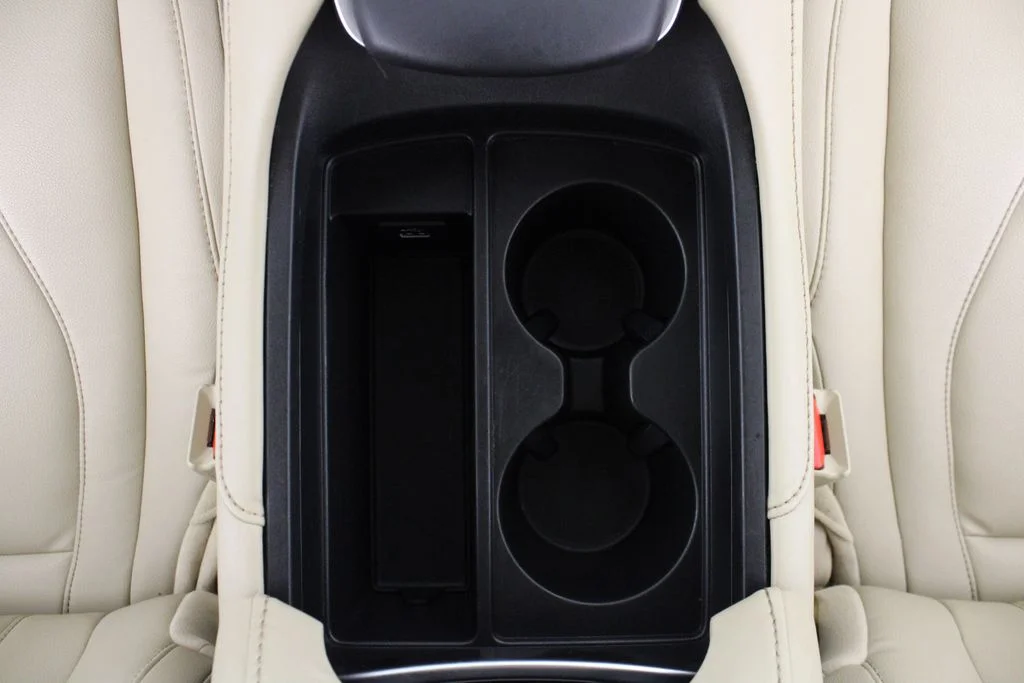 Used 2024 White Acura Base image 27