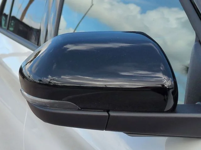 New 2026 Star White Metallic Tri-Coat Ford Platinum™ image 12