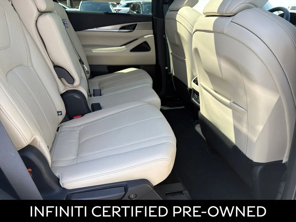 Certified Used 2023 Majestic White INFINITI LUXE image 35