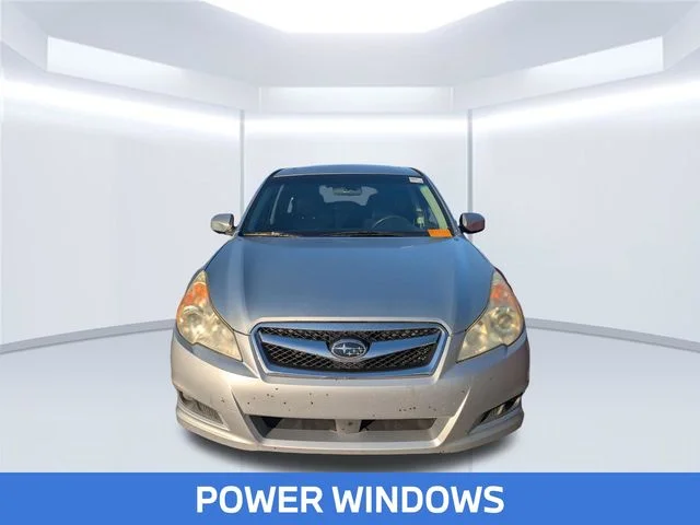 Used 2012 Silver Subaru 2.5i image 4