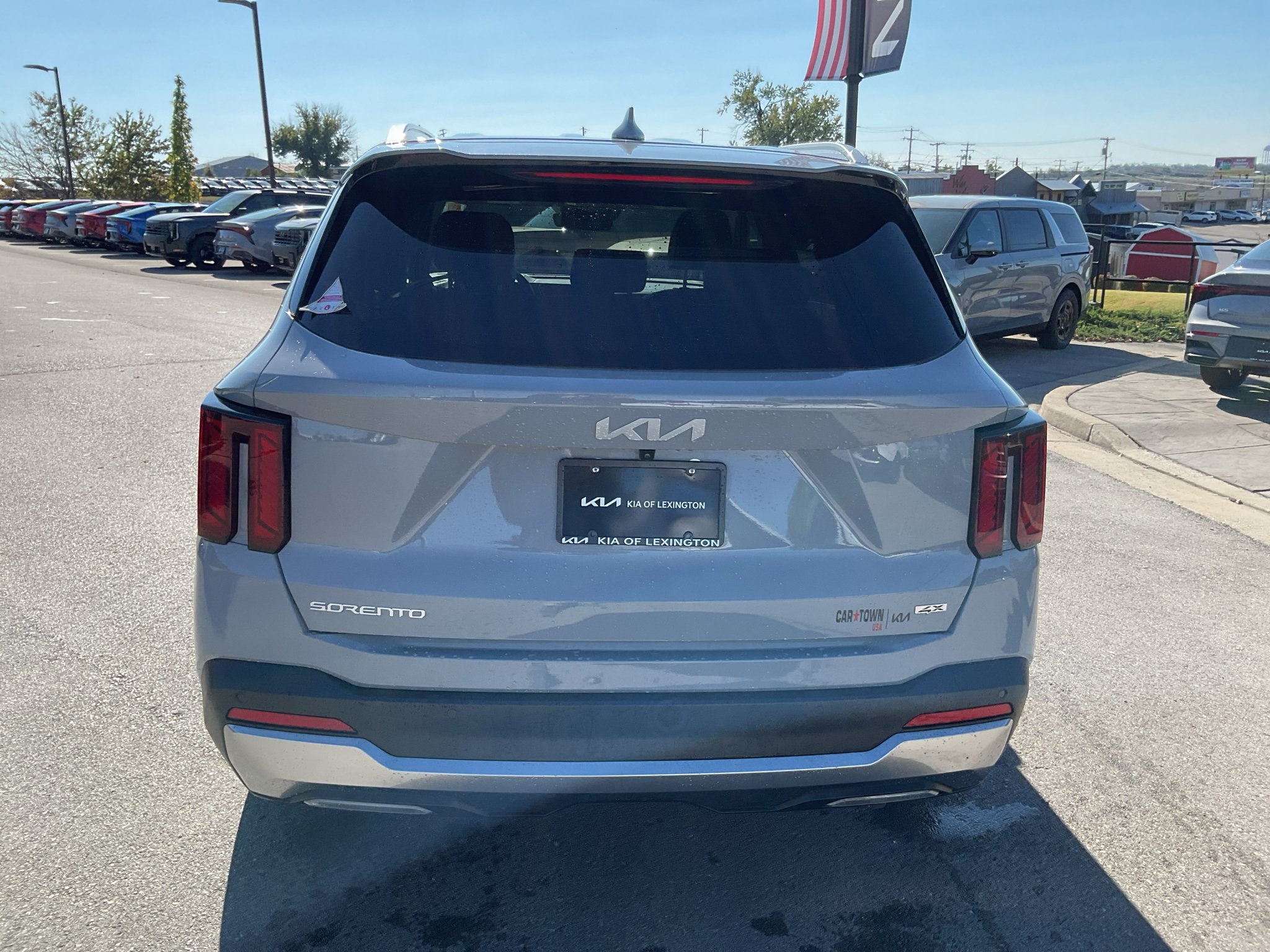 Used 2026 Wolf Gray Kia EX image 8