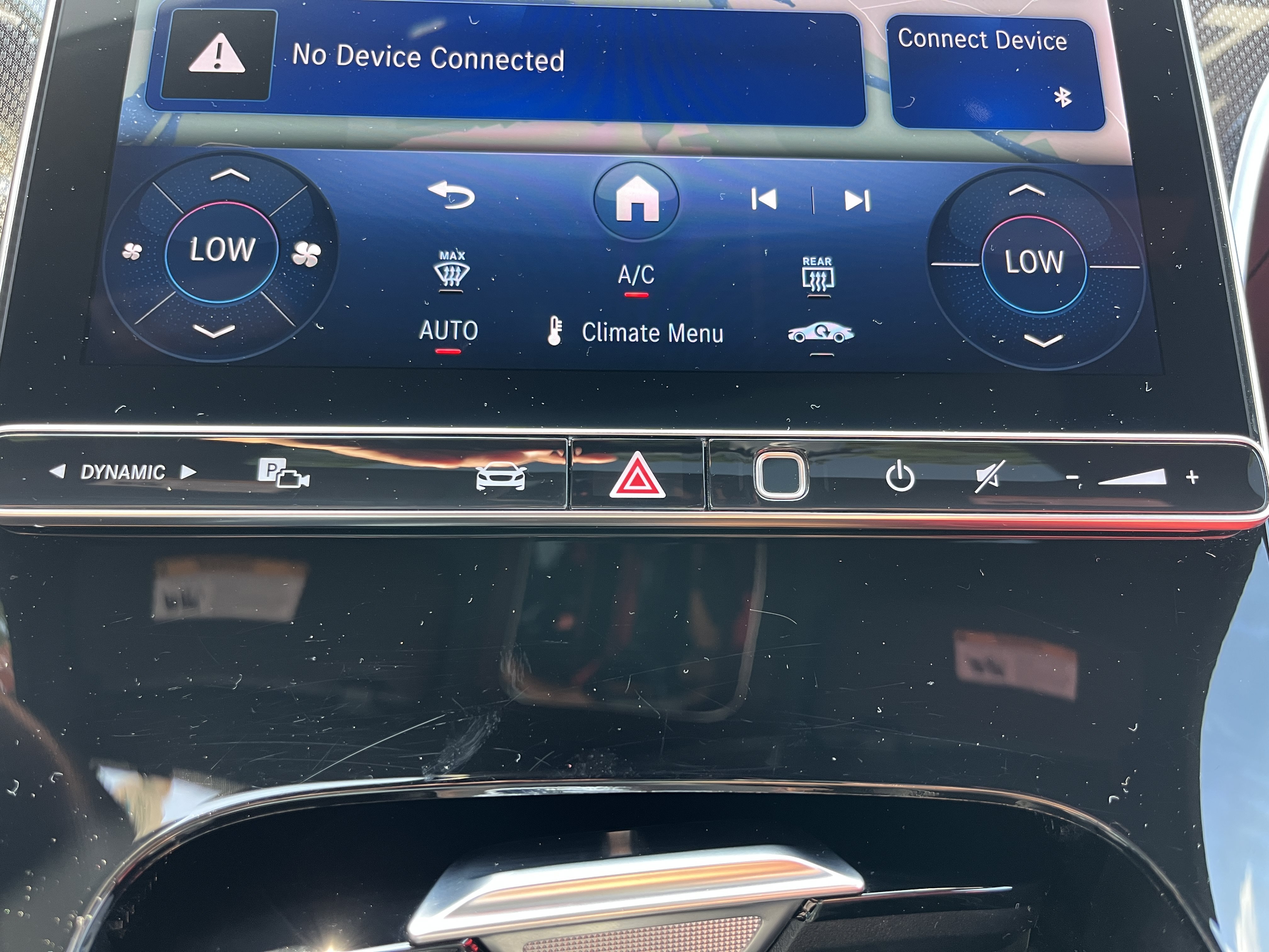 Certified Used 2024 MANUFAKTUR Graphite Grey Magno Mercedes-Benz CLE 300 4MATIC® Coupe image 31