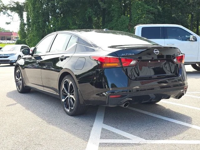 Used 2024 Black Nissan 2.5 SR image 3