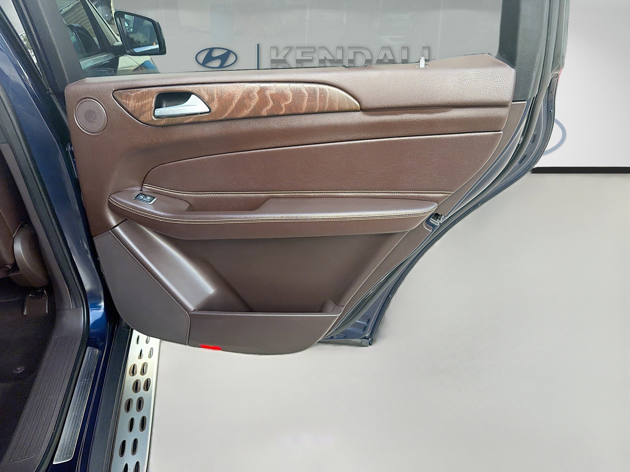 Used 2017 Blue Mercedes-Benz GLS 450 image 28