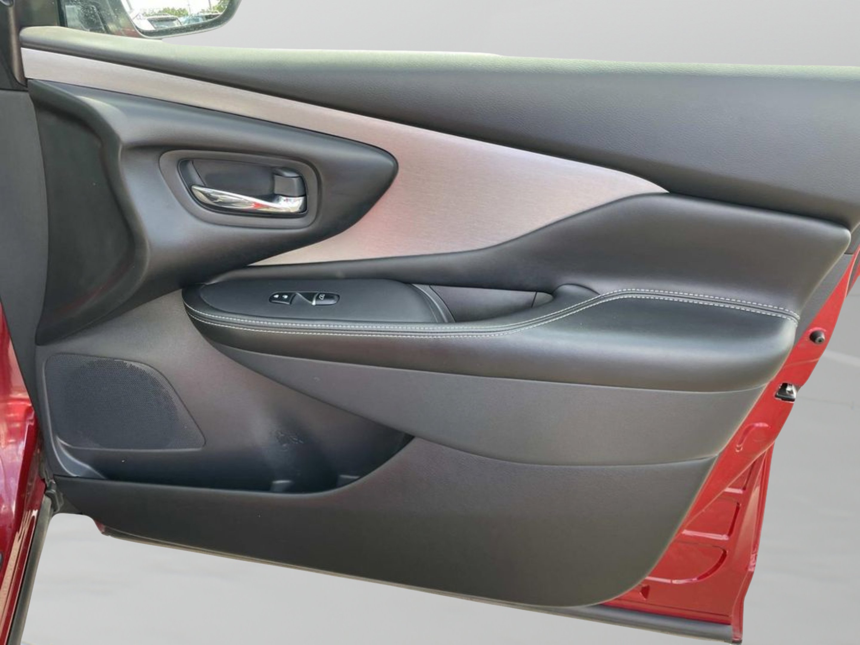 Used 2023 Red Nissan SL image 16