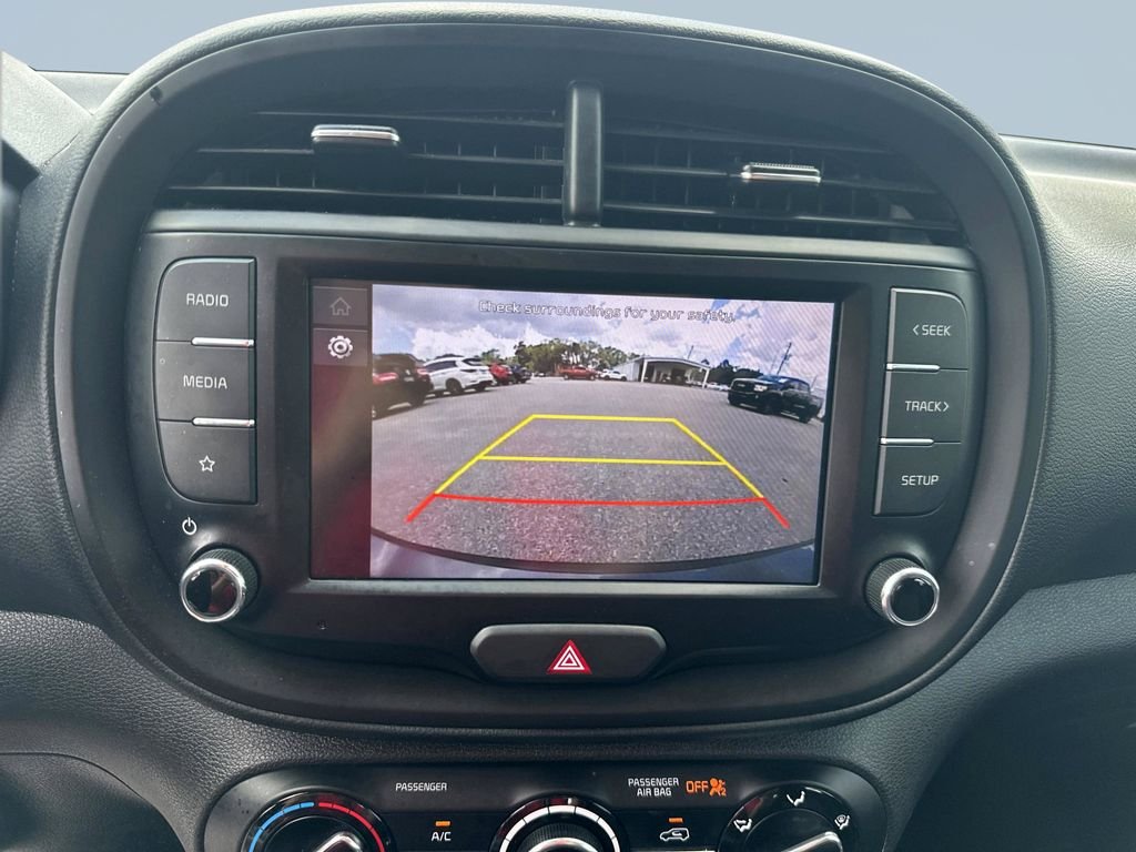Used 2024 Gravity Gray Kia LX image 19