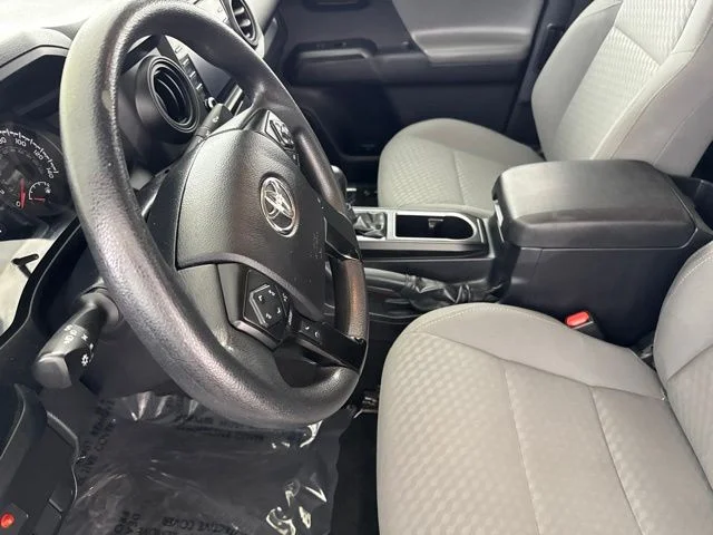 Used 2022 White Toyota SR image 20