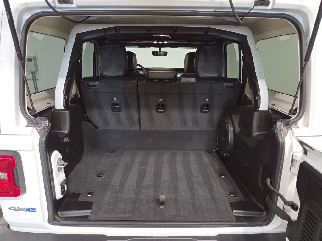 Used 2023 White Jeep Sahara 4xe image 22