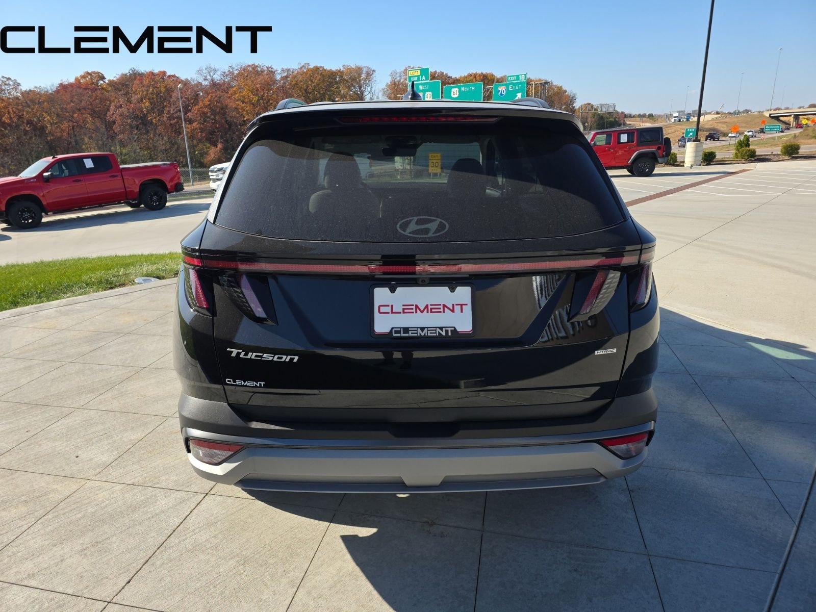 Certified Used 2026 Black Hyundai SEL Premium image 8