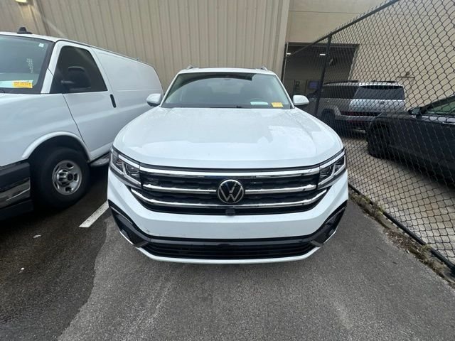 Used 2021 White Volkswagen 3.6L V6 SEL Premium R-Line image 2