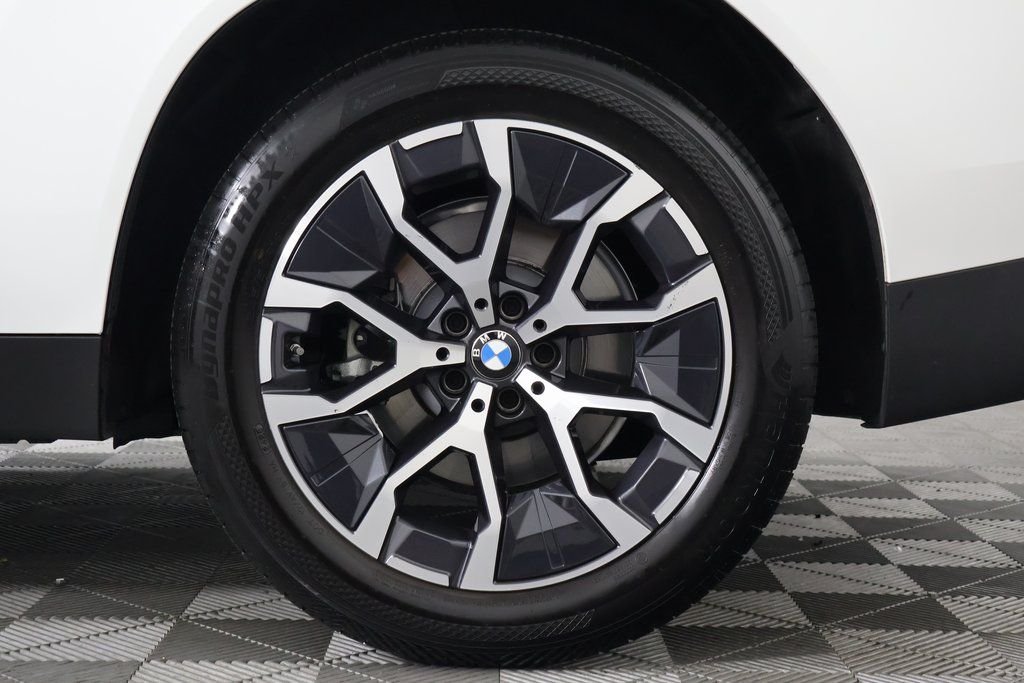 Certified Used 2026 Mineral White Metallic BMW 30 xDrive image 16