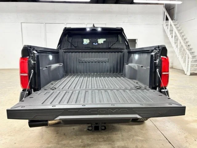 Used 2025 BLACK Toyota  image 26