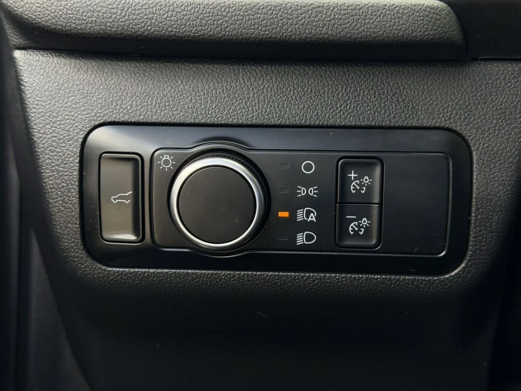 Used 2024 Silver Ford Active image 22