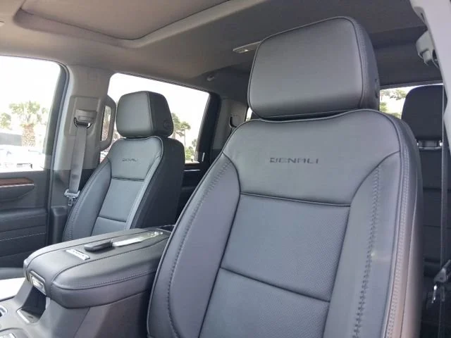 2026 GMC Sierra 2500HD Denali - Photo 14