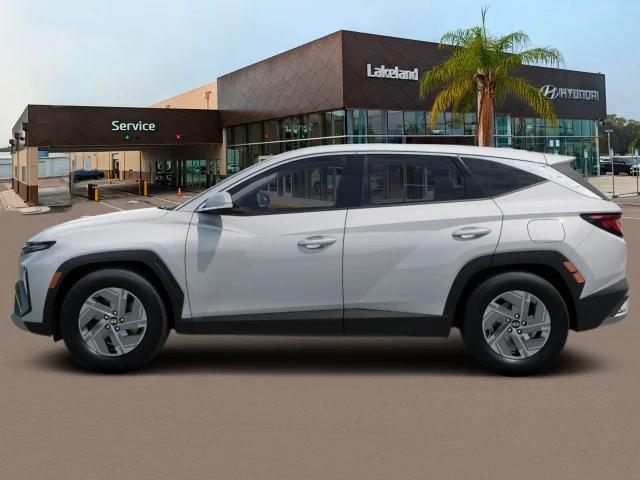 New 2026 Hyundai TUCSON HYBRID SE