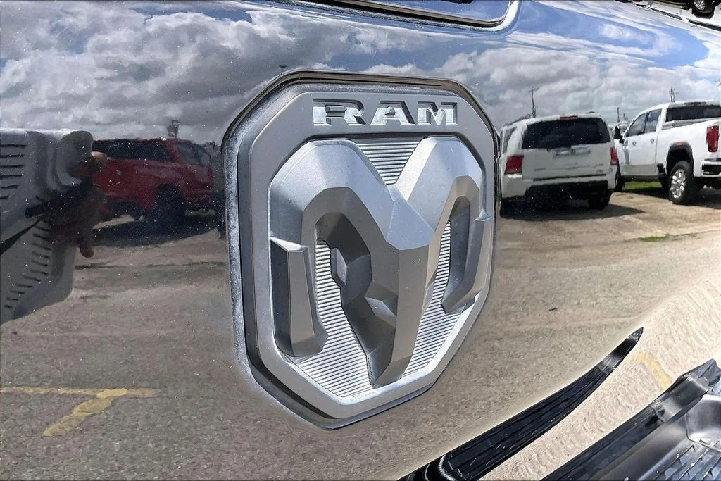 Certified Used 2024 Black Ram Big Horn/Lone Star image 27