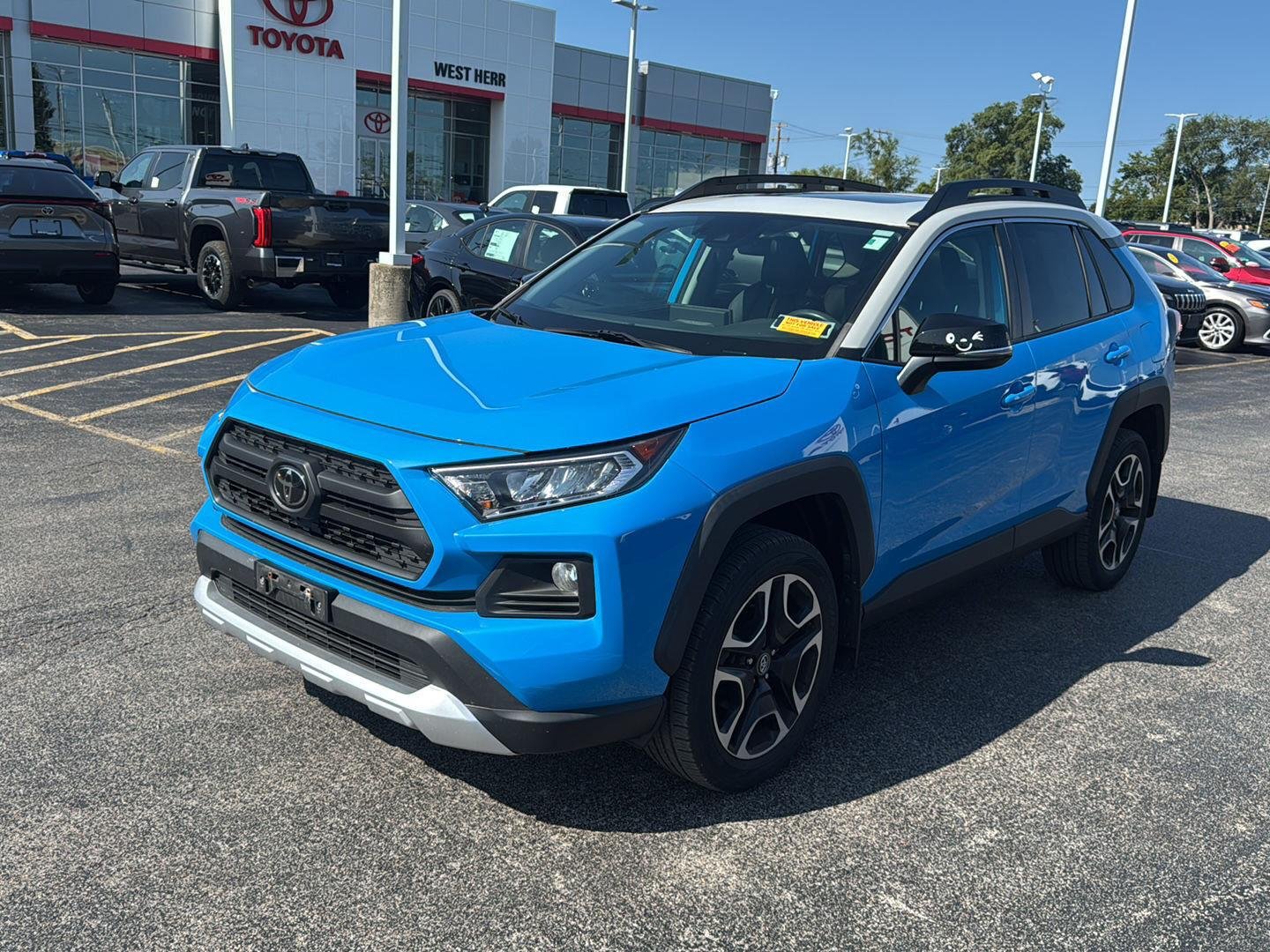 Used 2019 Blue Flame w/Ice Edge Roof Toyota Adventure image 3