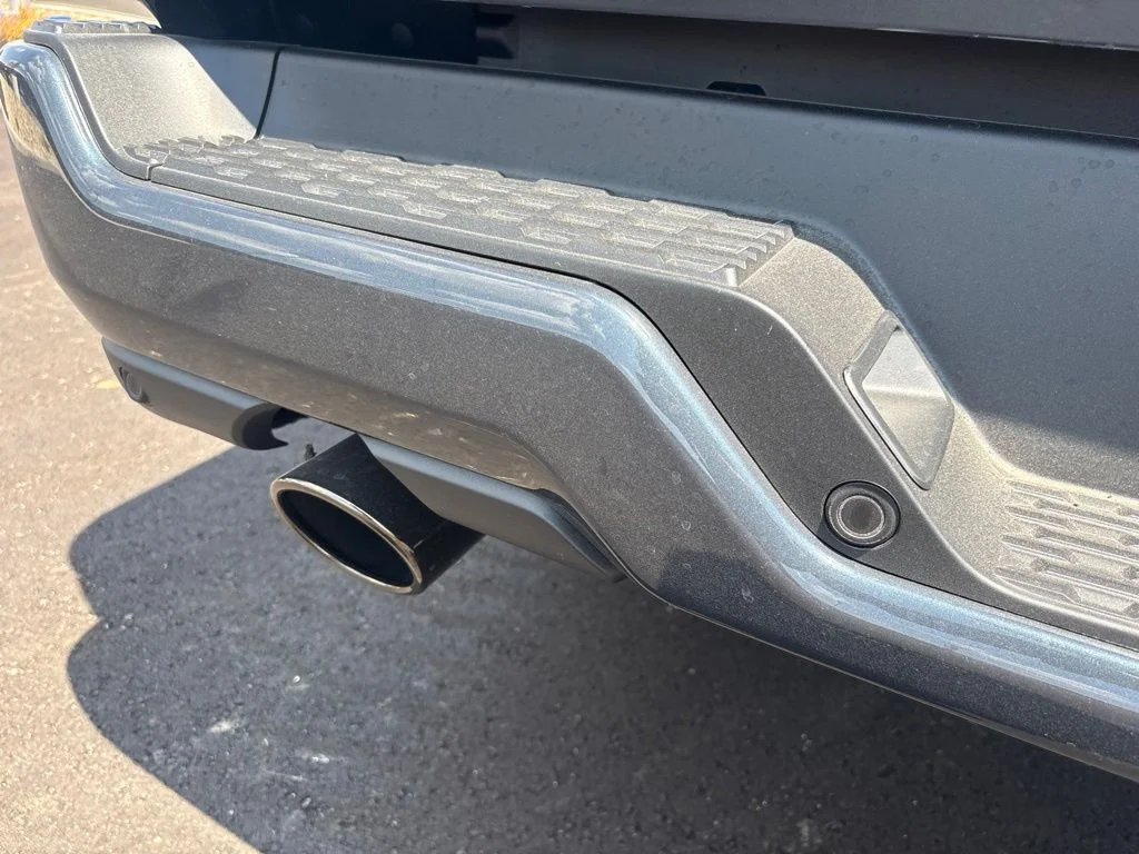 New 2026 Forged Blue Metallic Exterior Paint RAM BIG HORN image 13