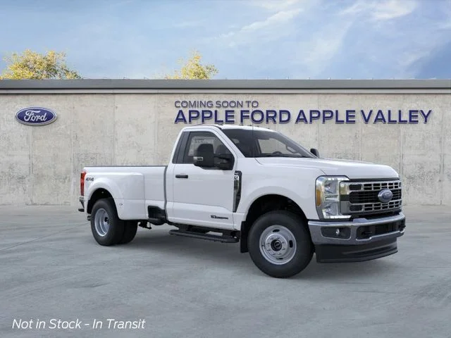New 2026 Oxford White Ford XLT image 7