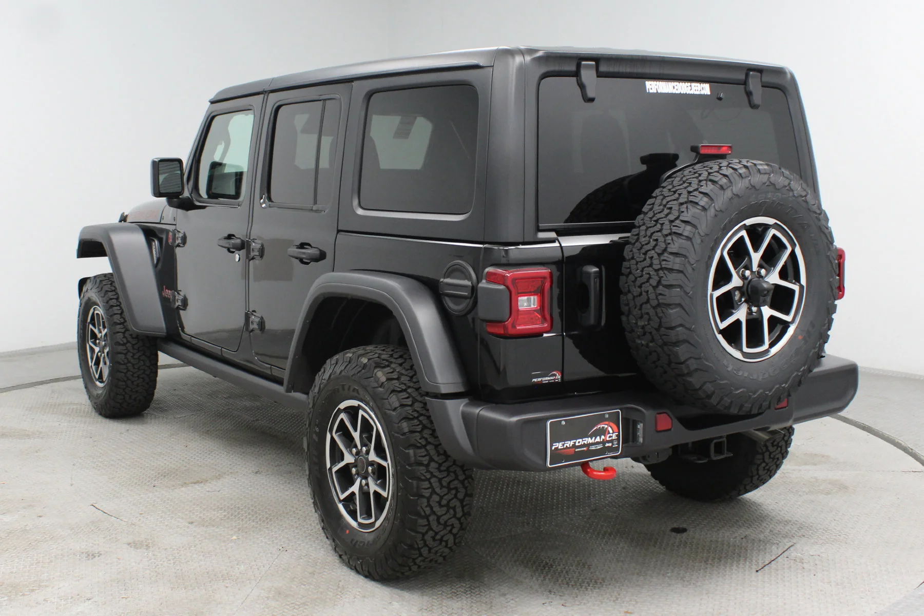 New 2026 Black Clearcoat Jeep 4-Door Rubicon 4x4 image 24