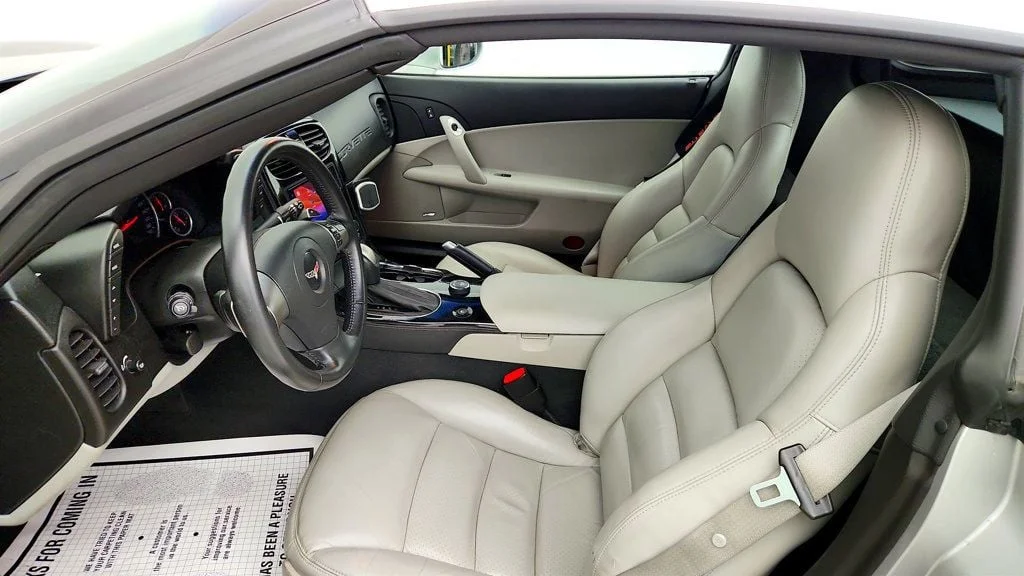 Used 2008 Machine Silver Metallic Chevrolet 2dr Coupe w/ 3LT Pkg, Upgraded Chrome Wheels & Magnetic Ride image 19
