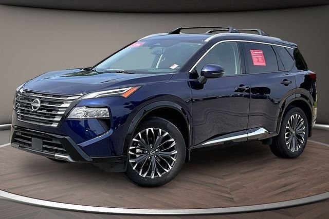 2025 Nissan Rogue Platinum AWD's photo