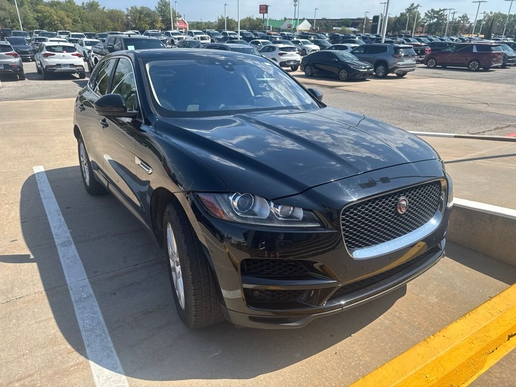 Used 2020 Black Jaguar 30t Prestige image 14
