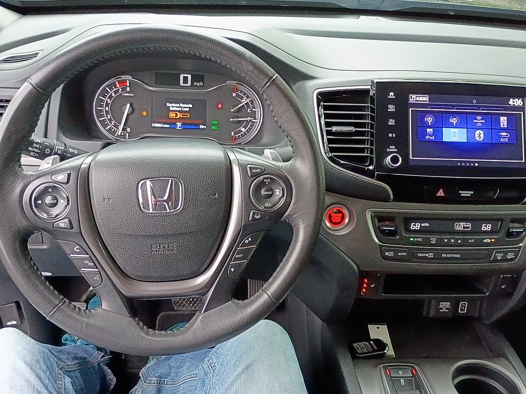 Certified Used 2023 Crystal Black Pearl Honda RTL image 17